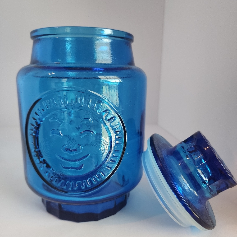 VINTAGE Wheaton NJ Cobalt Blue Glass Lidded Jar - Picture 3 of 5